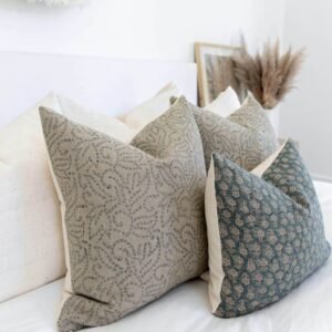 Minimal Style Pillow Cover